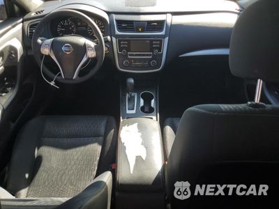 Zdjęcie 8 z 12 samochodu: 2016 NISSAN ALTIMA 2.5 VIN:1N4AL3AP5GC271529 - miniatura