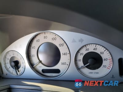 Zdjęcie 9 z 12 samochodu: 2004 MERCEDES-BENZ E 320 VIN:WDBUF65J94A486276 - miniatura