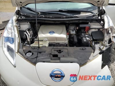 Zdjęcie 11 z 13 samochodu: 2015 NISSAN LEAF S VIN:1N4AZ0CPXFC335136 - miniatura
