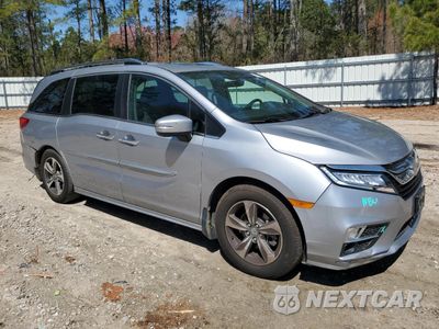 Czwarte zdjęcie samochodu z boku: 2018 HONDA ODYSSEY TOURING VIN:5FNRL6H88JB009060 - miniatura