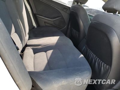 Zdjęcie 10 z 13 samochodu: 2015 KIA OPTIMA LX VIN:KNAGM4A74F5615245 - miniatura