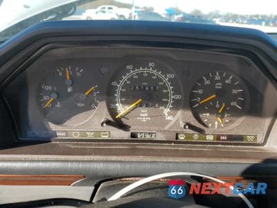 Zdjęcie 9 z 12 samochodu: 1995 MERCEDES-BENZ E 300D VIN:WDBEB31E5SC149970 - miniatura