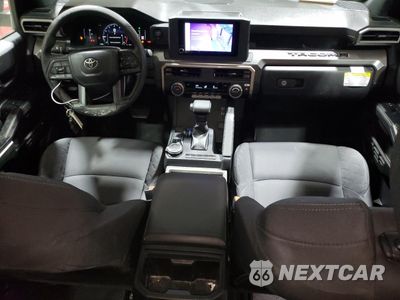 Zdjęcie 8 z 13 samochodu: 2024 TOYOTA TACOMA DOUBLE CAB VIN:3TYLB5JN5RT045027 - miniatura