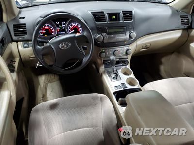 Zdjęcie 8 z 13 samochodu: 2008 TOYOTA HIGHLANDER VIN:JTEES41A582085041 - miniatura