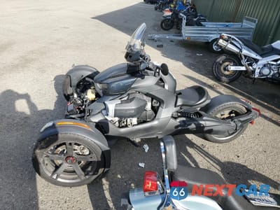 Trzecie zdjęcie samochodu z tyłu: 2022 CAN-AM RYKER VIN:3JB2FEF25NJ001182 - miniatura