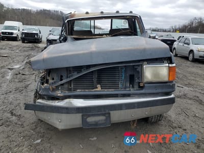 Piąte zdjęcie samochodu w środku: 1990 FORD F150 VIN:1FTEF14Y2LNB11599 - miniatura