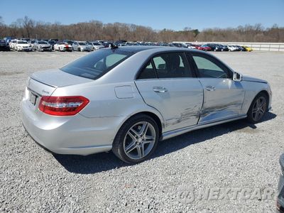 Trzecie zdjęcie samochodu z tyłu: 2011 MERCEDES-BENZ E 550 4MATIC VIN:WDDHF9AB6BA507705 - miniatura