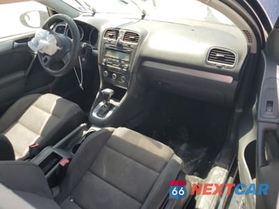 Zdjęcie 8 z 12 samochodu: 2011 VOLKSWAGEN GOLF VIN:WVWBB7AJ7BW016456 - miniatura