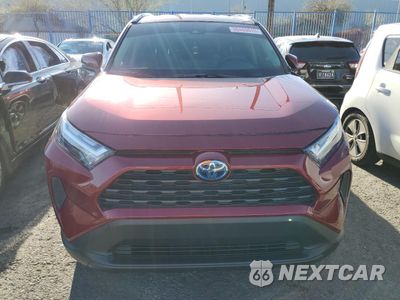 Piąte zdjęcie samochodu w środku: 2024 TOYOTA RAV4 XLE VIN:JTMRWRFV5RD267346 - miniatura