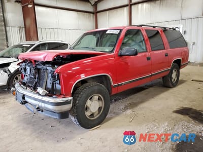 1999 CHEVROLET SUBURBAN K1500 1GNFK16RXXJ511212 - główne zdjęcie licytacji z USA - miniatura