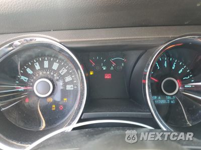 Zdjęcie 9 z 13 samochodu: 2014 FORD MUSTANG VIN:1ZVBP8AM4E5268366 - miniatura