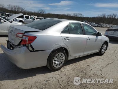 Trzecie zdjęcie samochodu z tyłu: 2012 TOYOTA CAMRY BASE VIN:4T4BF1FK5CR271981 - miniatura