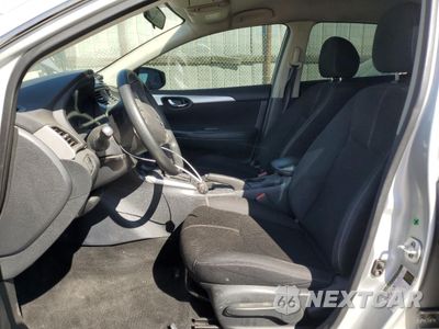 Zdjęcie 7 z 12 samochodu: 2017 NISSAN SENTRA S VIN:3N1AB7AP2HY258012 - miniatura