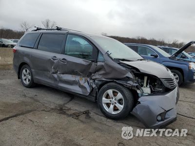 Czwarte zdjęcie samochodu z boku: 2017 TOYOTA SIENNA LE VIN:5TDKZ3DC7HS798753 - miniatura