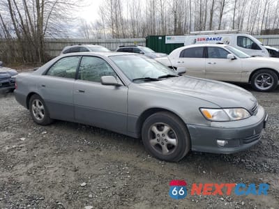 Czwarte zdjęcie samochodu z boku: 2000 LEXUS ES 300 VIN:JT8BF28G4Y5076340 - miniatura