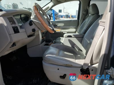 Zdjęcie 7 z 15 samochodu: 2007 CHRYSLER ASPEN VIN:2A8HW58227F520446 - miniatura