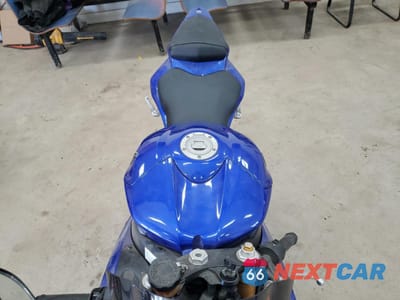 Piąte zdjęcie samochodu w środku: 2007 YAMAHA YZFR6 L VIN:JYARJ12E87A015977 - miniatura