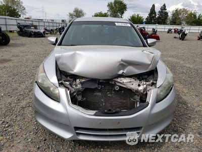 Piąte zdjęcie samochodu w środku: 2011 HONDA ACCORD LX VIN:1HGCP2F32BA136814 - miniatura