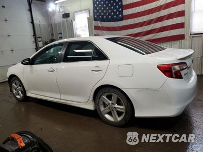 Drugie zdjęcie samochodu z przodu: 2014 TOYOTA CAMRY L VIN:4T1BF1FK2EU461976 - miniatura