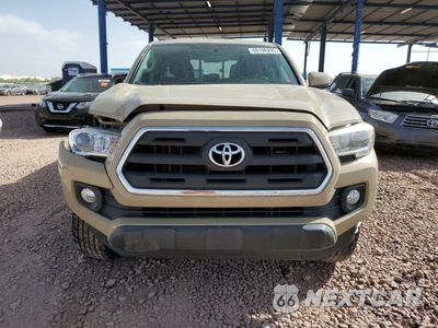 Piąte zdjęcie samochodu w środku: 2016 TOYOTA TACOMA DOUBLE CAB VIN:3TMAZ5CNXGM021816 - miniatura
