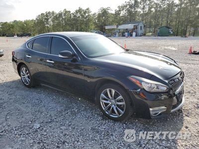 Trzecie zdjęcie samochodu z tyłu: 2016 INFINITI Q70 3.7 VIN:JN1BY1AP7GM220826 - miniatura