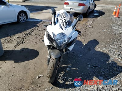 Drugie zdjęcie samochodu z przodu: 2006 SUZUKI GSX-R600 K6 VIN:JS1GN7DA562106205 - miniatura