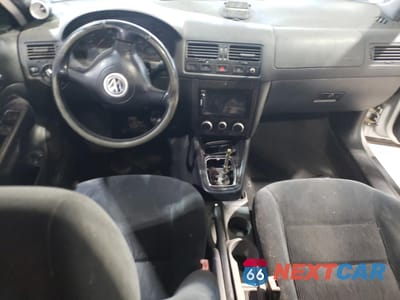Zdjęcie 8 z 12 samochodu: 2002 VOLKSWAGEN JETTA GLS VIN:3VWSE69MX2M047004 - miniatura