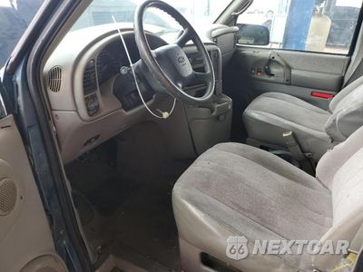 Zdjęcie 8 z 13 samochodu: 2002 CHEVROLET ASTRO VIN:1GNEL19X82B129752 - miniatura