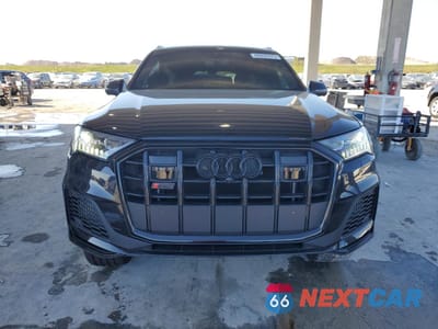 Piąte zdjęcie samochodu w środku: 2021 AUDI SQ7 PRESTIGE VIN:WA1VWBF73MD024564 - miniatura