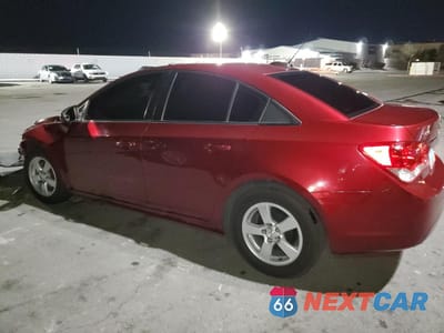 Drugie zdjęcie samochodu z przodu: 2015 CHEVROLET CRUZE LT VIN:1G1PC5SB3F7126220 - miniatura