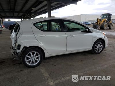 Trzecie zdjęcie samochodu z tyłu: 2014 TOYOTA PRIUS C VIN:JTDKDTB34E1077123 - miniatura
