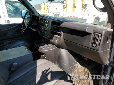 Zdjęcie 8 z 13 samochodu: 2014 CHEVROLET EXPRESS G2500 VIN:1GCWGFCA8E1913829 - miniatura