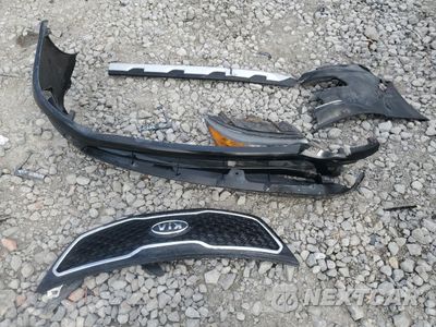 Zdjęcie 14 z 15 samochodu: 2012 KIA SORENTO SX VIN:5XYKW4A29CG265254 - miniatura