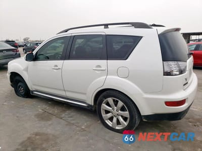 Drugie zdjęcie samochodu z przodu: 2010 MITSUBISHI OUTLANDER XLS VIN:JA4JS4AX4AZ002262 - miniatura