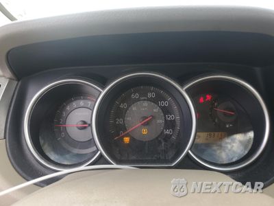 Zdjęcie 9 z 14 samochodu: 2008 NISSAN VERSA S VIN:3N1BC13EX8L389616 - miniatura
