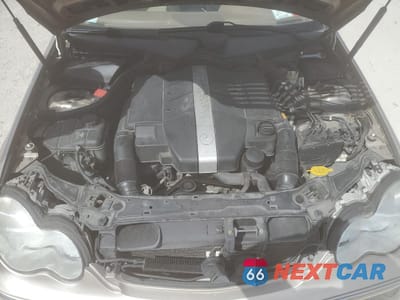 Zdjęcie 11 z 12 samochodu: 2001 MERCEDES-BENZ C 320 VIN:WDBRF64J01F029250 - miniatura