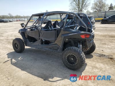 Trzecie zdjęcie samochodu z tyłu: 2018 POLARIS RZR 4 900 EPS VIN:3NSVCE871JH465825 - miniatura