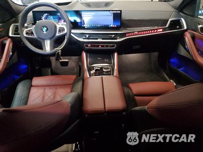 Zdjęcie 8 z 16 samochodu: 2025 BMW X6 XDRIVE40I VIN:5UX33EX00S9Y21068 - miniatura