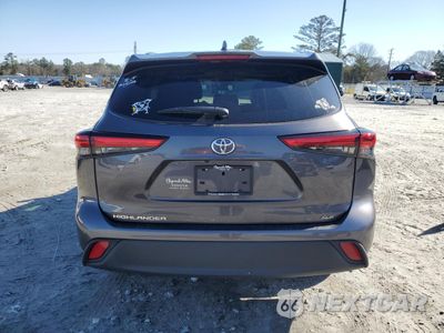 Zdjęcie 6 z 15 samochodu: 2021 TOYOTA HIGHLANDER XLE VIN:5TDGZRAH9MS056034 - miniatura