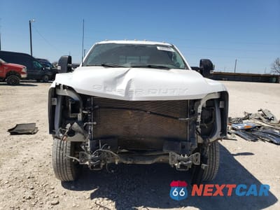 Piąte zdjęcie samochodu w środku: 2023 FORD F350 SUPER DUTY VIN:1FD8W3HT9PED27345 - miniatura