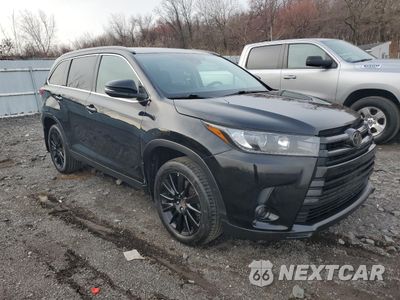 Czwarte zdjęcie samochodu z boku: 2019 TOYOTA HIGHLANDER SE VIN:5TDJZRFH7KS577863 - miniatura
