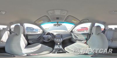 Zdjęcie 13 z 15 samochodu: 2009 HYUNDAI ELANTRA GLS VIN:KMHDU46D09U815324 - miniatura