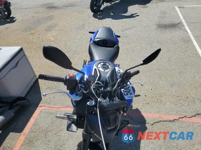 Piąte zdjęcie samochodu w środku: 2024 YAMAHA MT09 C VIN:JYARN94Y6RA000391 - miniatura