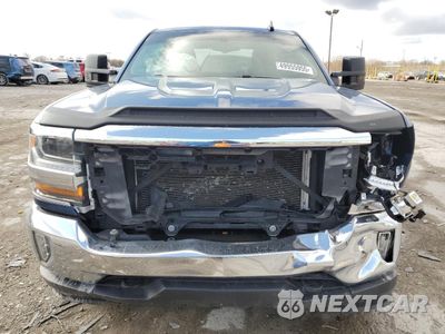 Piąte zdjęcie samochodu w środku: 2016 CHEVROLET SILVERADO K1500 LT VIN:3GCUKREC3GG381786 - miniatura