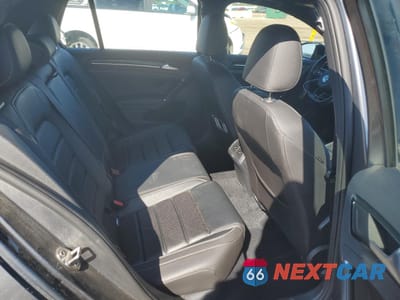 Zdjęcie 10 z 15 samochodu: 2018 VOLKSWAGEN GOLF R VIN:WVWWF7AU7JW136286 - miniatura
