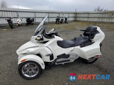 Trzecie zdjęcie samochodu z tyłu: 2012 CAN-AM SPYDER ROADSTER RT-LTD VIN:2BXJBDC12CV000318 - miniatura