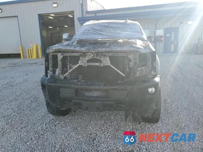 Piąte zdjęcie samochodu w środku: 2018 CHEVROLET SILVERADO K3500 LTZ VIN:1GC4K0EY8JF148079 - miniatura