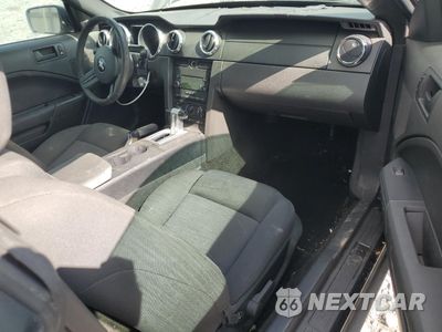 Zdjęcie 8 z 14 samochodu: 2006 FORD MUSTANG VIN:1ZVFT80N065144331 - miniatura