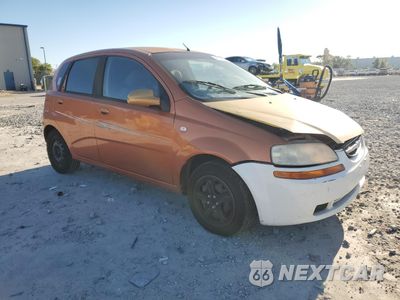 Czwarte zdjęcie samochodu z boku: 2006 CHEVROLET AVEO BASE VIN:KL1TD66666B557869 - miniatura