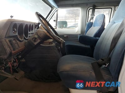Zdjęcie 7 z 12 samochodu: 1990 DODGE RAM VAN B150 VIN:2B7GB11X0LK779770 - miniatura